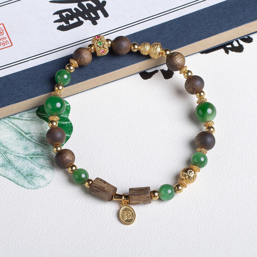 xy0559沉香+碧玉手串 商品图3