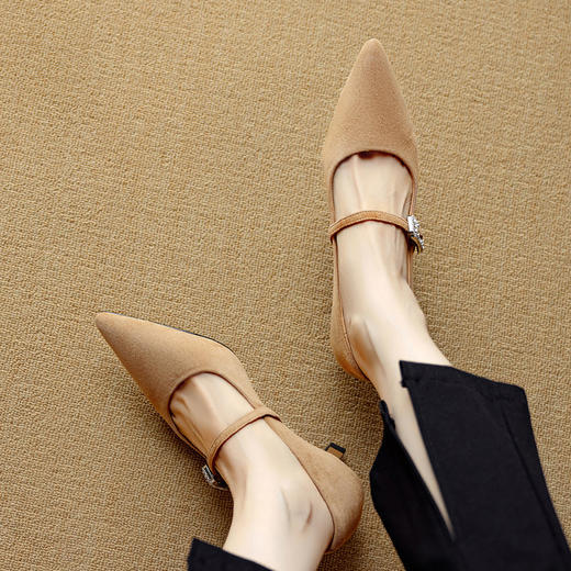 【预售5天】羊反绒！蓝色显白小高跟鞋新款尖头浅口法式一字带中跟单鞋女DB&M6539 商品图1