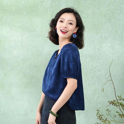 西子/【佛头青】桑蚕丝花罗新中式气质泡泡袖木珠镂空上衣/SYBH210 商品图2