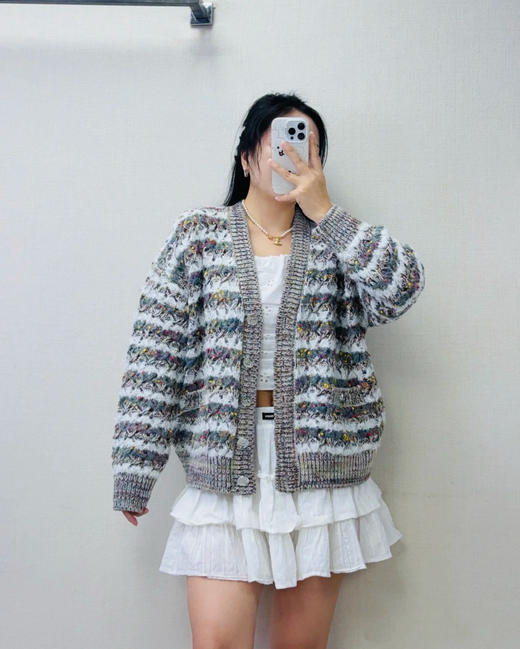 香奈儿新款灰绿条纹缕空开衫外套（TM） 商品图1