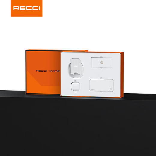 RECCI锐思RG05礼包移动电源套装一万毫安 商品图7