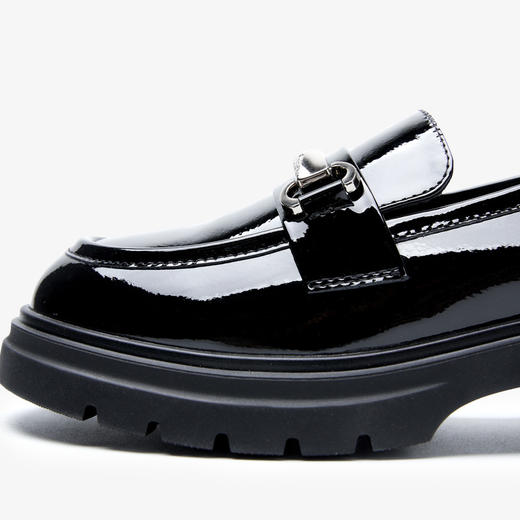 西遇厚底乐福鞋女2025新款秋季漆皮英伦学院风JK鞋子圆头小皮鞋V1857107 商品图5