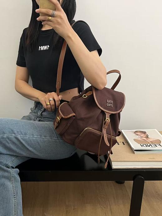 缪缪25ss春季爆火的帆布双肩包 石木楠色（PLD） 商品图6