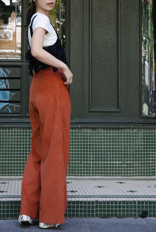 TYNVIE 荷叶装饰短款针织吊带 商品图5