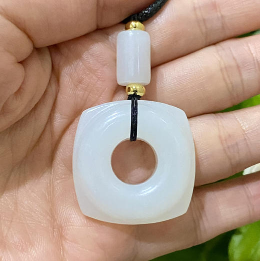 和田玉（白玉）良渚玉琮俄料挂件--方圆得福 商品图1
