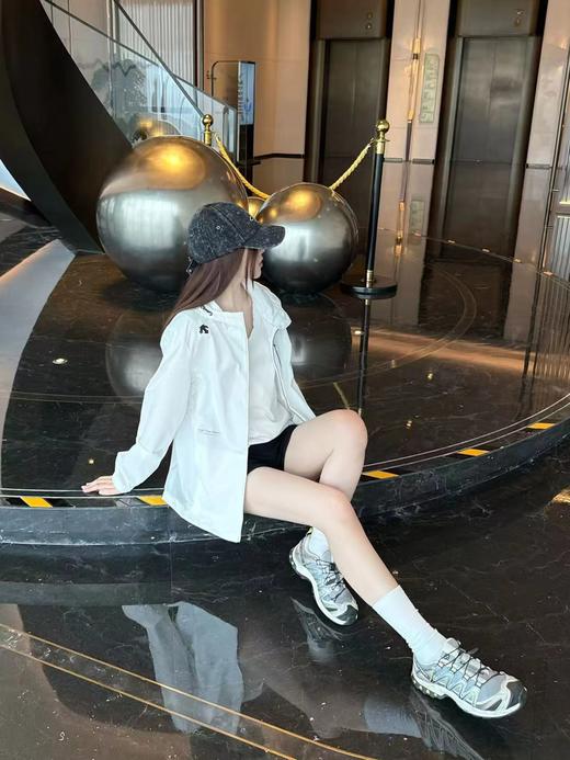 D082124男女梭织透气薄款运动连帽外套 商品图4