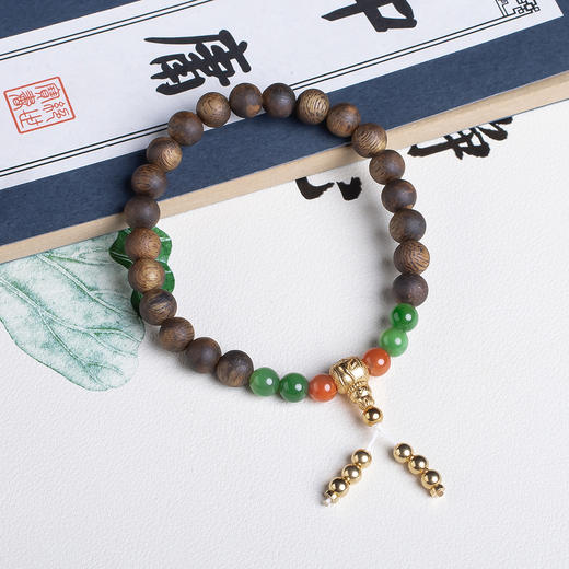 xy0562沉香+碧玉南红手串 商品图3