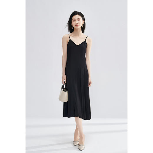 剩S/XL/XXL 米思阳2025夏季新款优雅纯色吊带连衣裙百搭修身中长款内搭大摆裙女5842 商品图4