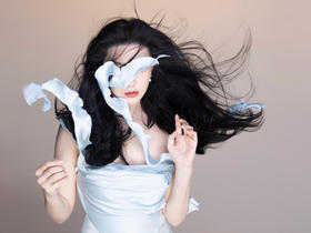 这么美的照片必须所有人看到！Fan Beauty新品拍摄花絮奉上