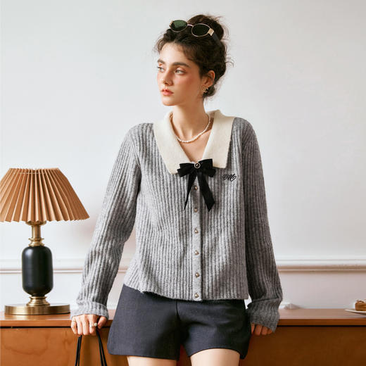 OLrain欧芮儿灰色翻领毛衣女秋季2025年新款法式学院风套头衫上衣 商品图2