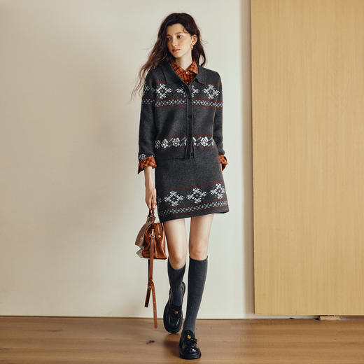 OLrain欧芮儿2025新款女秋季灰色费尔岛复古风毛织半身裙直筒短裙 商品图1