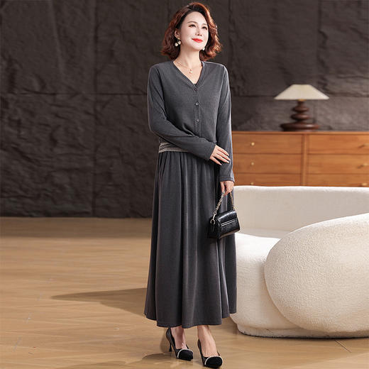 FW 8505时尚针织开衫外套高腰半身裙三件套 商品图3