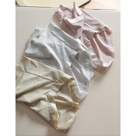 官网299！华家三条装高弹裸感莫代尔内裤 藏红花内裆全裤10A抑菌全包臀吸湿透气三角裤女 商品图2