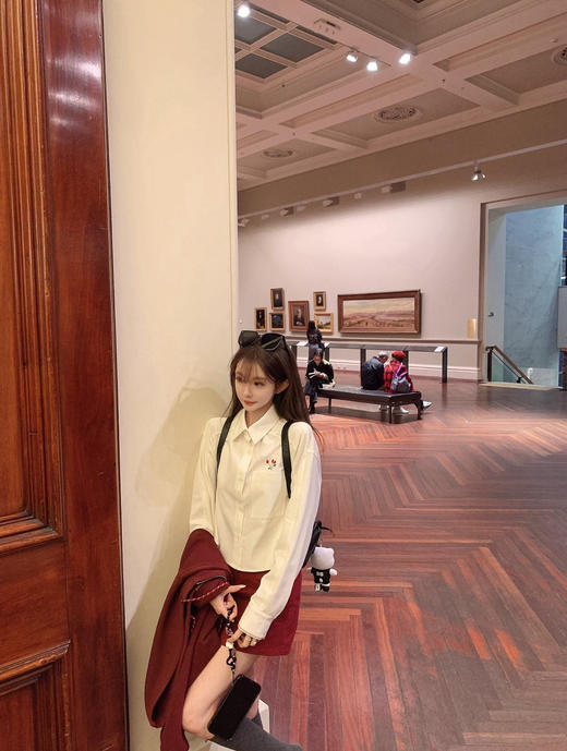 金蘑菇菇 松弛少女感 100棉刺绣衬衫+安可拉红半裙 商品图4