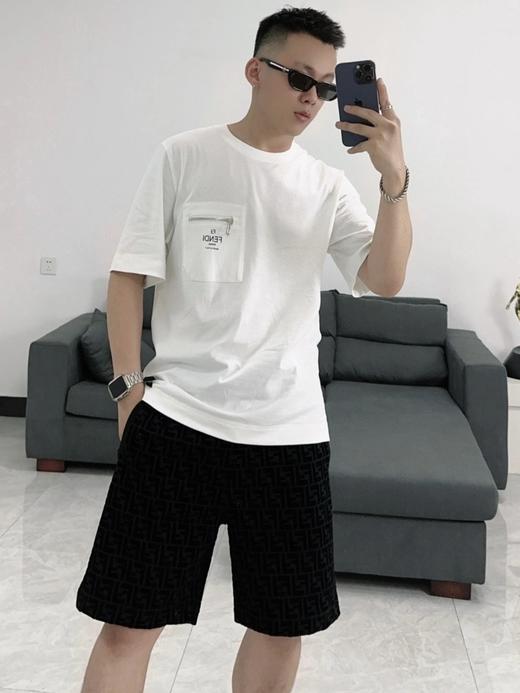 芬迪25ss胸前拉链口袋印花T恤（DY） 商品图2