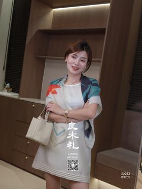 良木礼——醋酸上衣