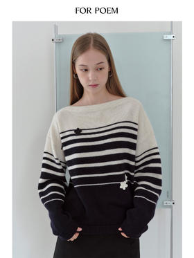 ForPoem 现货 25/FW原创设计简约羊毛撞色一字肩花朵装饰条纹毛衣