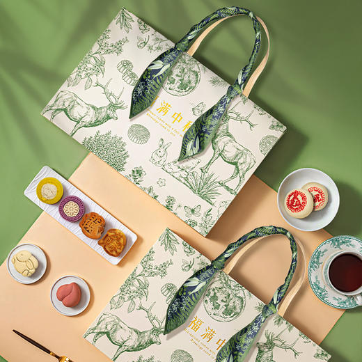 【8饼8味！中秋送礼优选🎁】广式苏式五仁冰皮流心奶黄 蛋黄莲蓉桃山皮月饼！精美礼盒让团圆更有仪式感✨ 商品图3