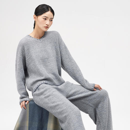 羊绒手工缝边女V领长袖套衫  SJF96W250N 商品图8