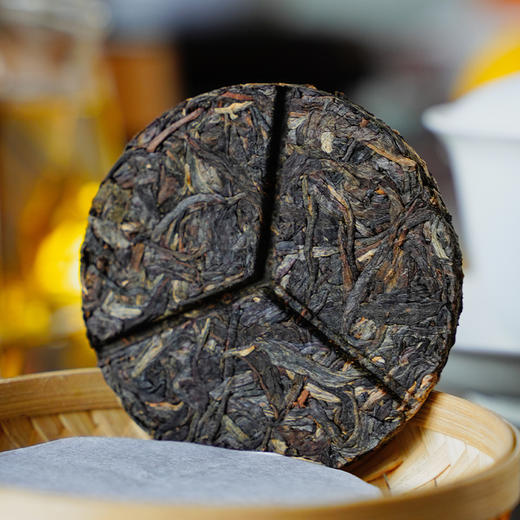 最后库存，2020年冰岛奔驰标小饼，单饼独立包装2片装，共50g，一掰即泡，鲜爽甜润。 商品图1