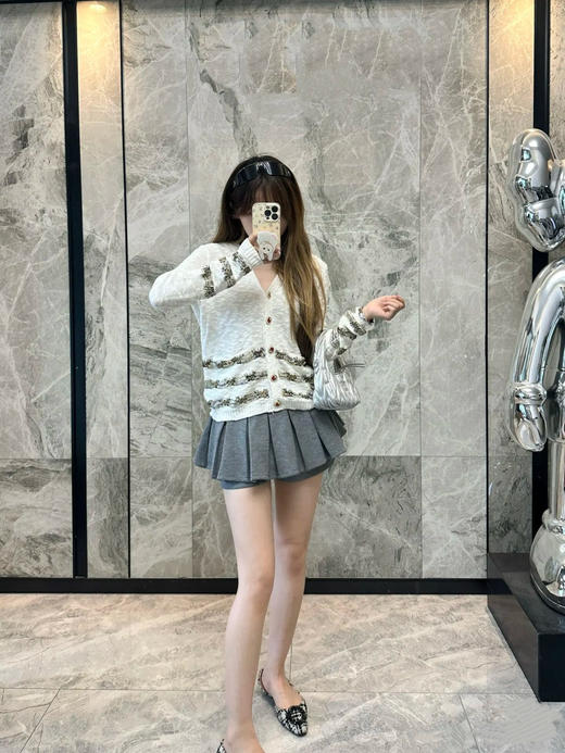 香奈儿25早秋新款V领针织开衫（TM） 商品图4