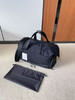 原单正品 lulu新款Gym Duffle Bag健身包/运动包
容量:30L.
尺寸:46*27*20
可手提斜挎.搭配提手和可拆卸肩带. 商品缩略图1