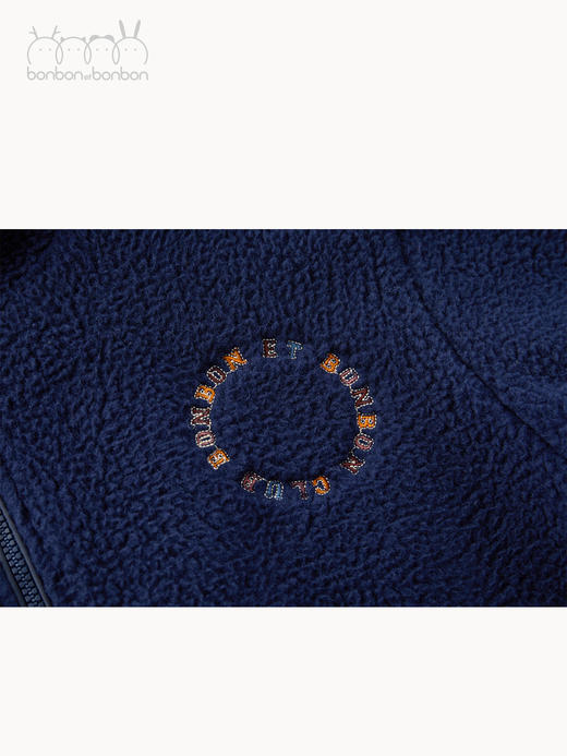 摇粒绒连帽外套 商品图3