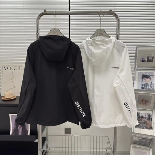 D082124男女梭织透气薄款运动连帽外套 商品图1