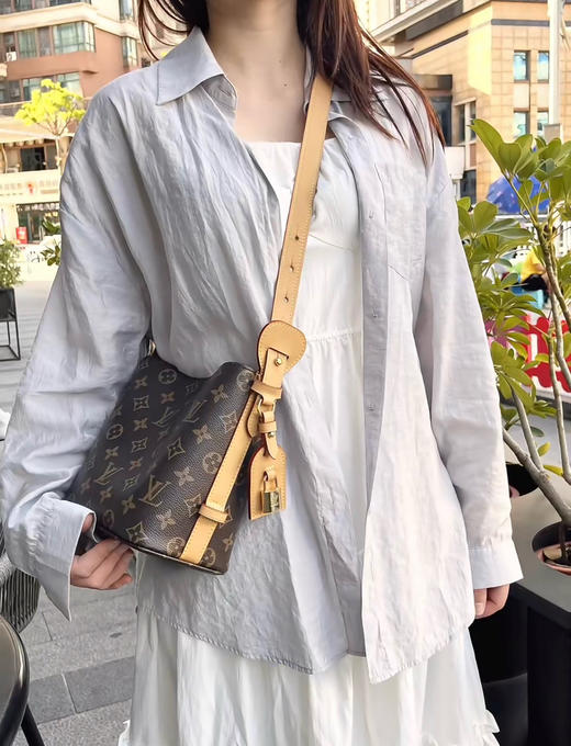 L* All IN BB系列女士老花水桶包082102 商品图2