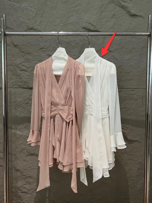 【门店同款】ENJOY秋季“光阴序语”浪漫荷叶边连衣裙 164698530 商品图0