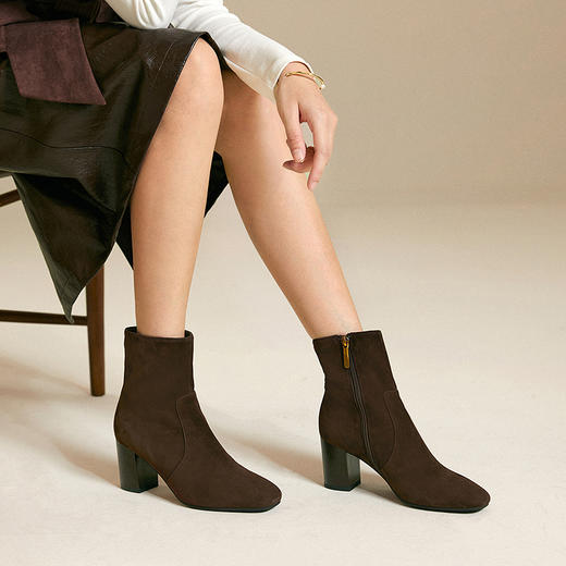 千百度羊皮粗高跟时装靴女弹力袜靴显瘦美拉德短靴子A25551511 商品图4