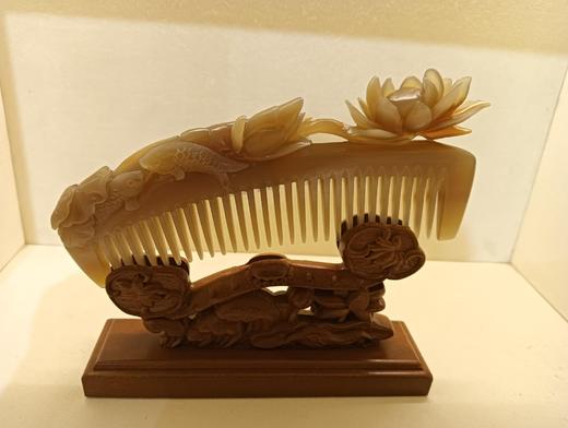 雕刻牛角梳1588 商品图0