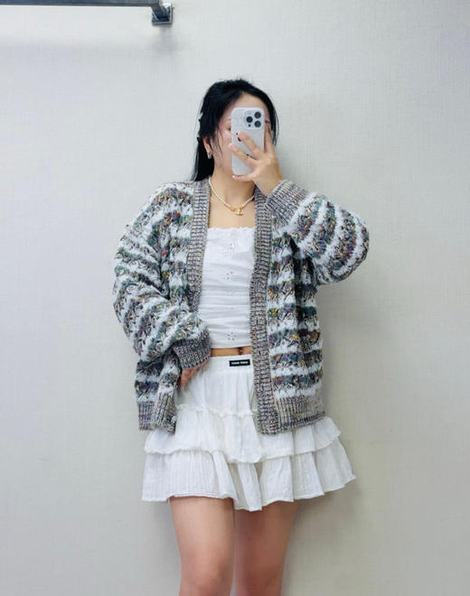 香奈儿新款灰绿条纹缕空开衫外套（TM） 商品图2