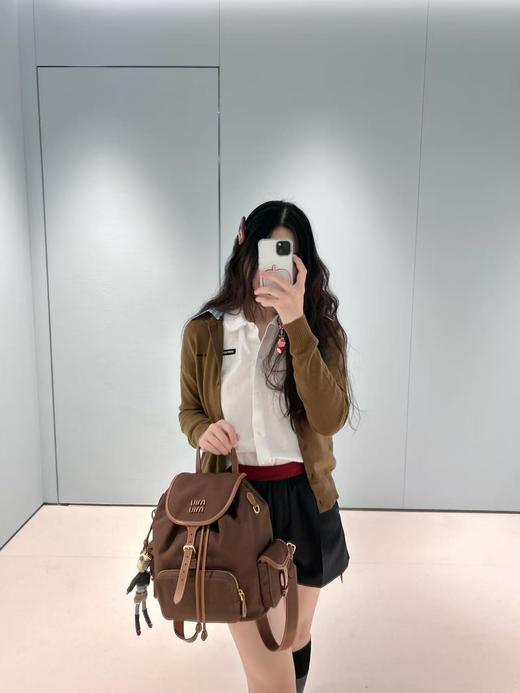 缪缪25ss春季爆火的帆布双肩包 石木楠色（PLD） 商品图12