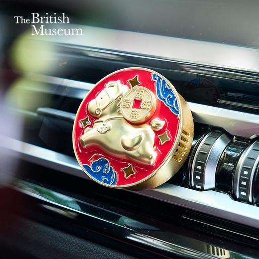 大英博物馆新年系列马上有钱香薰车载礼盒-茉莉雪松 商品图0