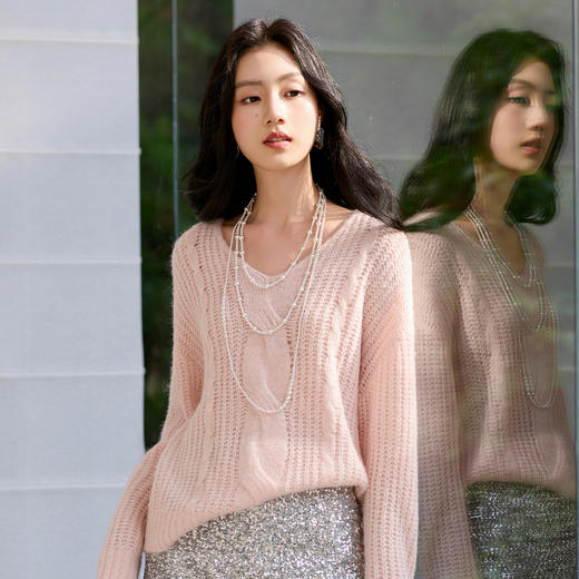 三彩2025秋季新款绞花针织衫V领毛衫宽松落肩袖套头毛衫S 商品图1