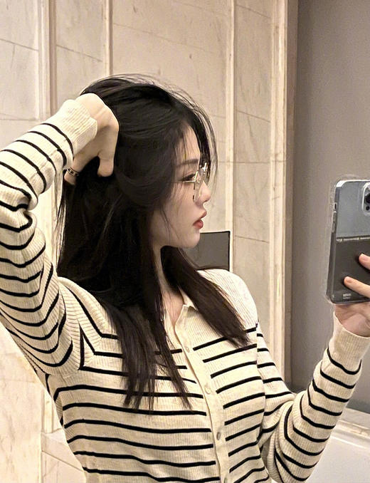 🔸 【翻领撞色条纹精纺针织开衫HJZXZ153】初秋来袭🔥法式双股精纺羊毛开衫！白*鹿同款❗慵懒风针织开衫❗私服专场 品味满满 品质从没输过! 商品图2