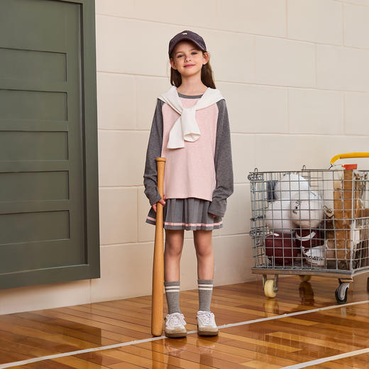 【糯糯绒】马克珍妮男女童轻暖舒适运动T恤2025年秋装新款551717 商品图2