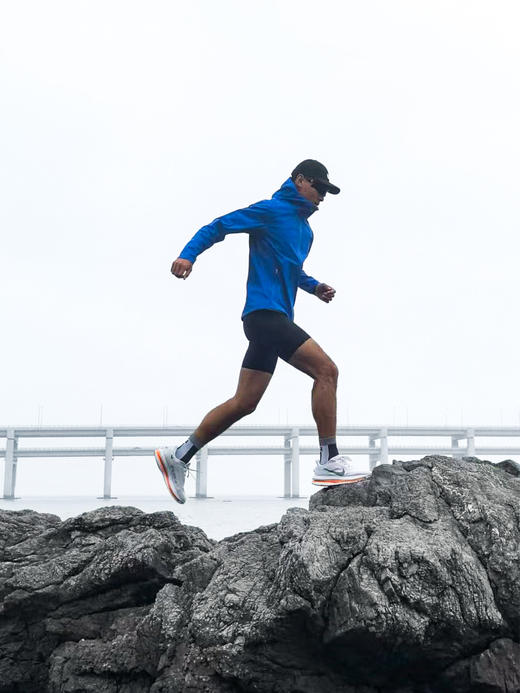 BODYWIT冽风2.0男冲锋衣 商品图2