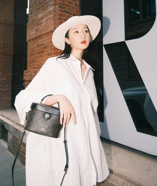 代购级别盒子包斜挎包082004 商品图1