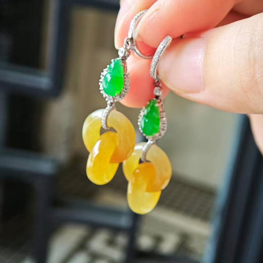 黄翡套环绿葫芦耳坠 商品图3