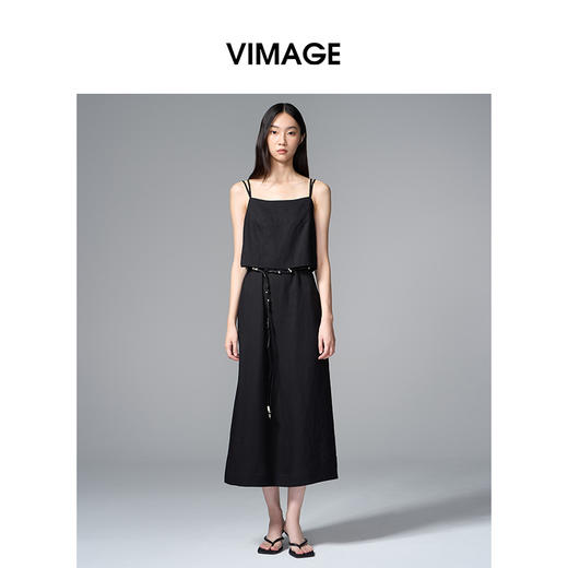 VIMAGE纬漫纪气质通勤显瘦收腰假两件黑色吊带连衣裙2025秋季新款V2407104 商品图0