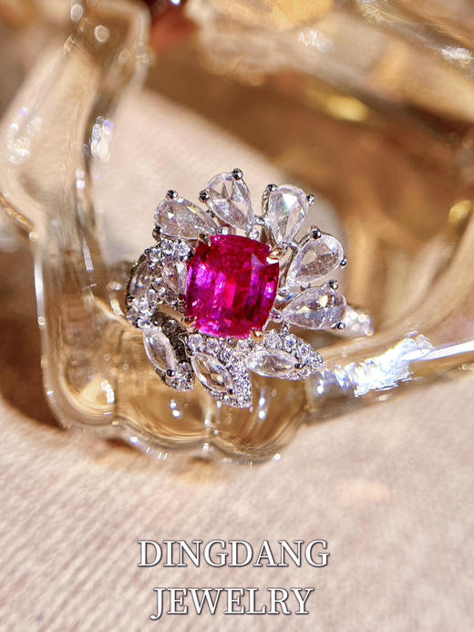 粉蓝宝 1.53ct D0. 73ct钻戒  EGL证书 商品图0