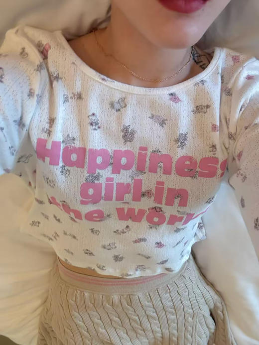 DUO智仙生 粉标 世界上zui幸福的女孩 香水打底衫 商品图0