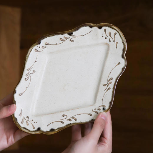 【釉料升级】崧 凤慈 琥珀釉系列 高足 手握咖啡杯 盘 日用 咖啡 茶具 商品图4