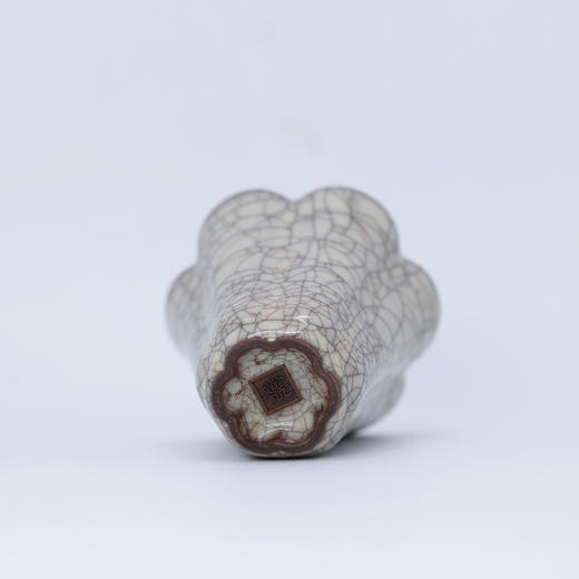 问鼎哥窑慕古款韶颜杯 商品图2