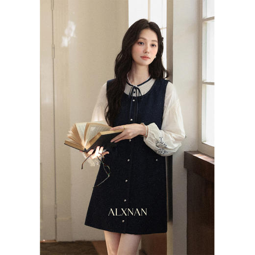 鹿向南「斯妮温小姐」法式藏青色背心连衣裙女秋气质宽松显瘦裙子 商品图0