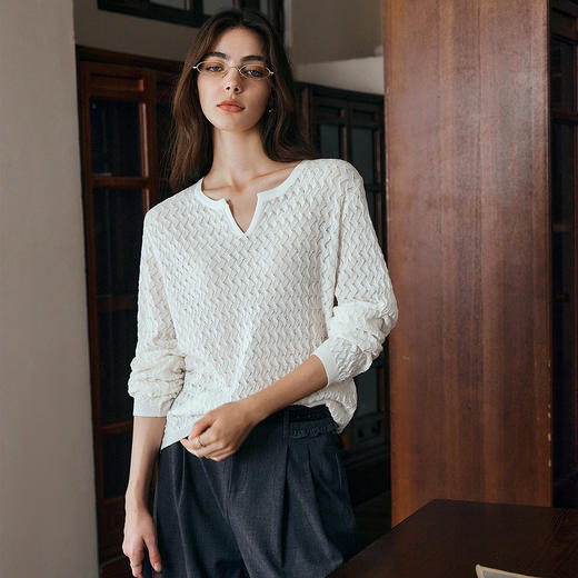 OLrain欧芮儿度假风镂空宽松针织衫女秋季2025新款简约松驰感上衣 商品图2