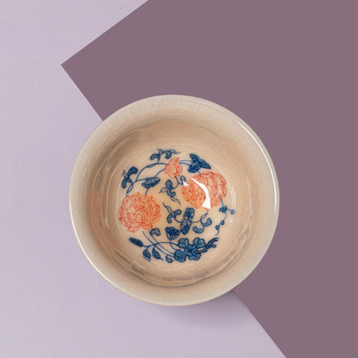 问鼎钧瓷鹅黄青花圆形葵口杯（莲华） 商品图3