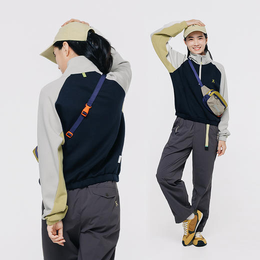 【十月秋上新】ACMEITEM爱棵米-女士立领卫衣GAG2310451E 商品图1